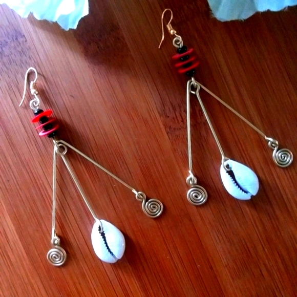 1PR Beautiful African Red Disk Earrings Set - Picture 3 of 4